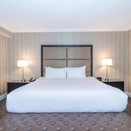 Sandman Signature Edmonton Downtown Hotel Eksteriør billede