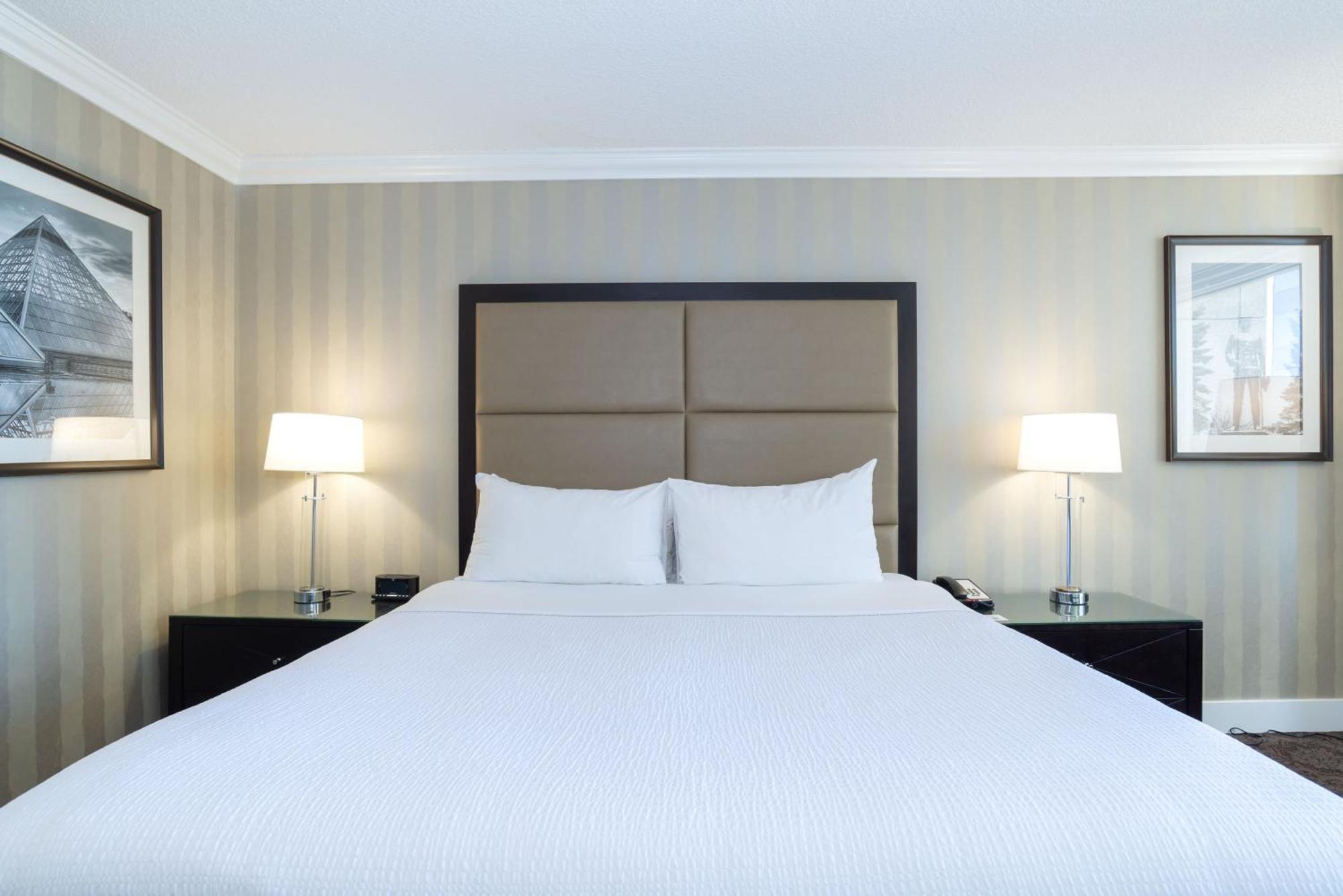 Sandman Signature Edmonton Downtown Hotel Eksteriør billede