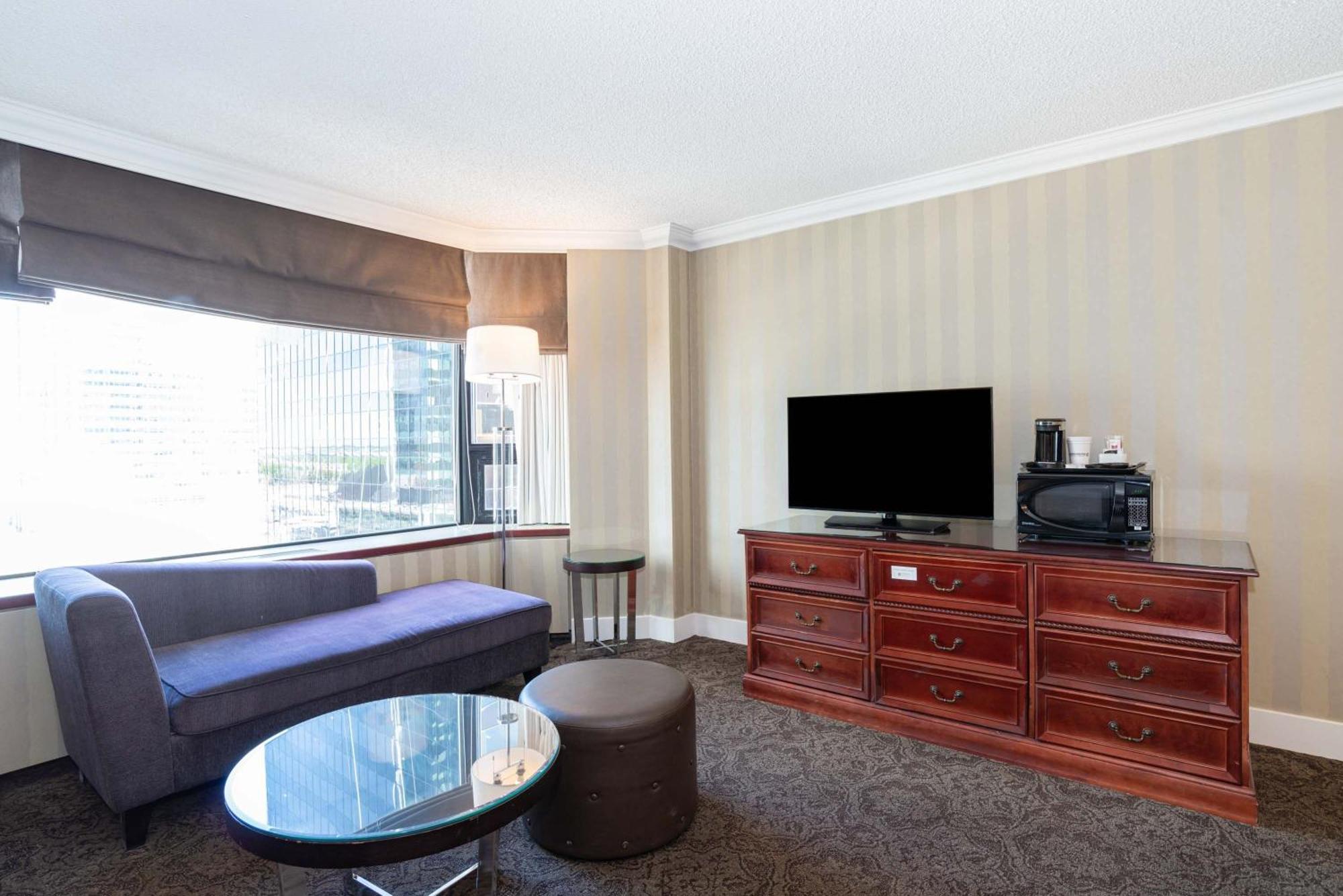 Sandman Signature Edmonton Downtown Hotel Eksteriør billede